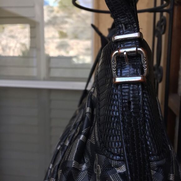 Cobo Internazionale Black and Silver Hand Bag - Picture 5 of 8